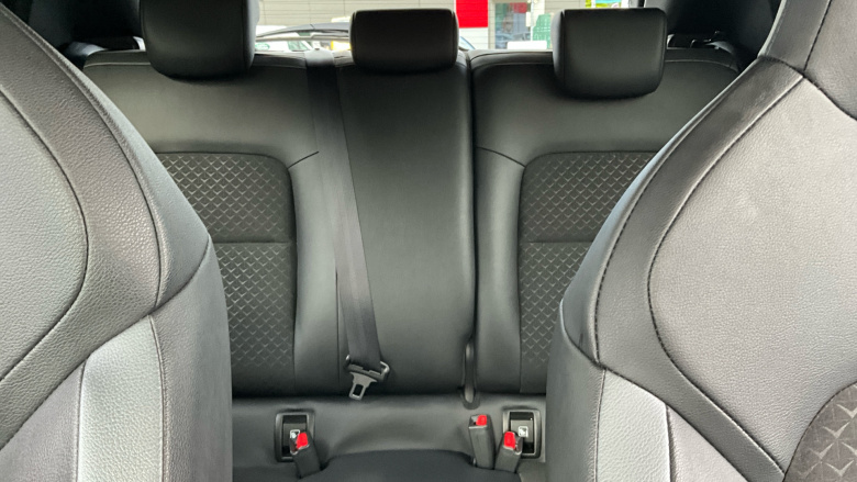 Nissan Juke 1.6 Hybrid N-Connecta 5dr Auto Hybrid Hatchback